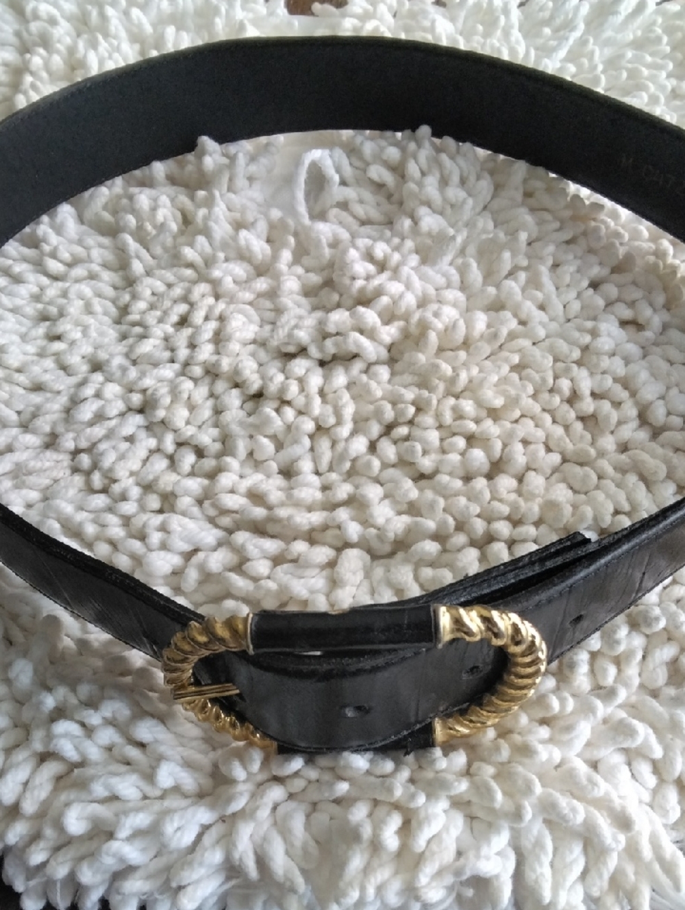 🚨B2G1 GINNIE JOHANSEN Black Gold Leather Buckled Belt